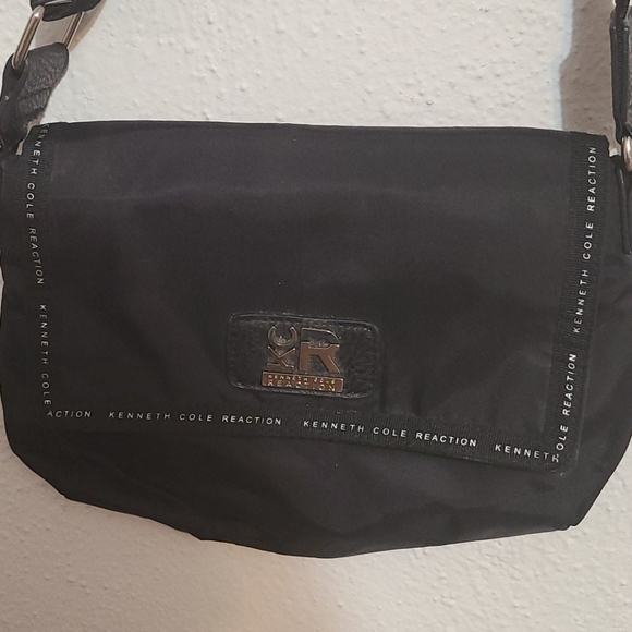 Kenneth Cole handbag - Picture 6 of 7